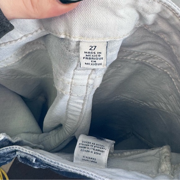 ⬇️$50 True religion woman’s skinny jeans size 27 - Picture 4 of 4
